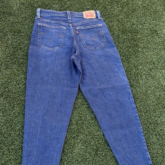 Levi’s Women Jeans HIGH WAISTED MOM JEAN Size 29 Color Blue - Picture 2 of 5